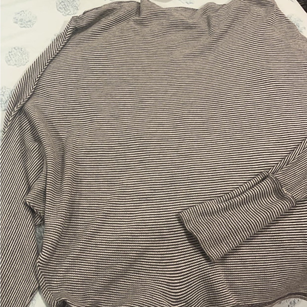 Oversized no-neck top